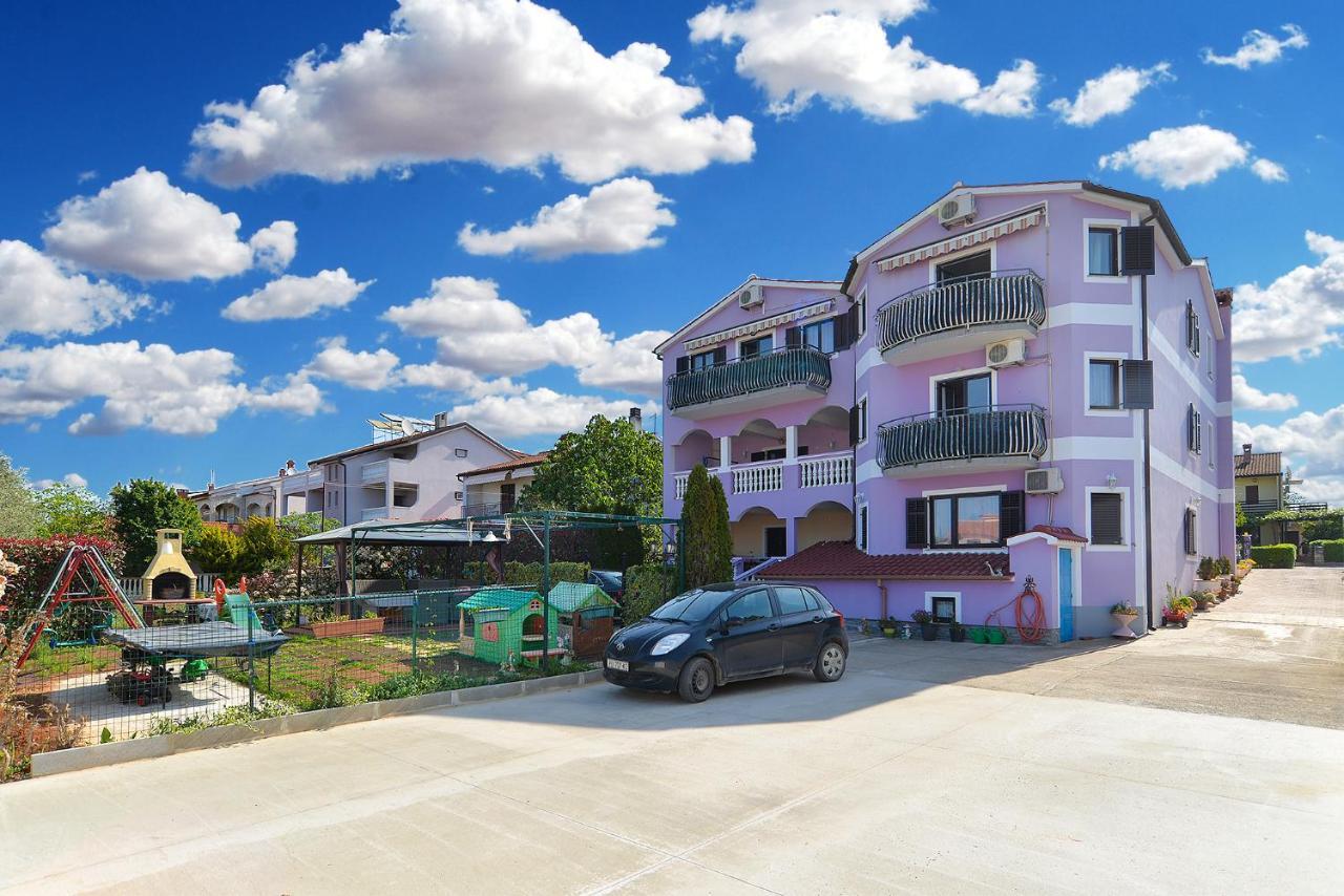 Apartments Anka 1223 Peroj Exterior foto